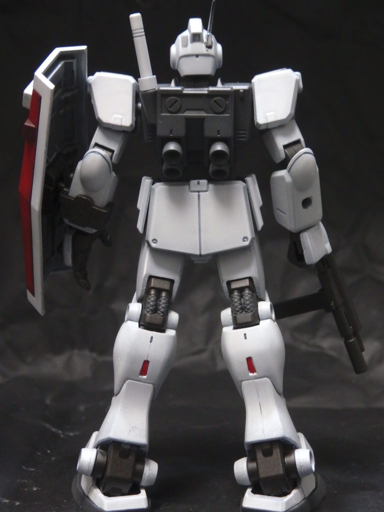 塗装は充電式エアブラシです。下地塗装：ブラック(Mr)白：MSホワイト(Mr)赤：マルーン(Mr)＋MSレッド(Mr)黒：メタルブラック(Mr)グレー：ブラック(Mr)＋キャラクターホワイト(Mr)スミイレ：スミいれペン＜グレー＞トップコート：EXフラットクリア(g)＋フラットベースなめらかスムース(Mr)