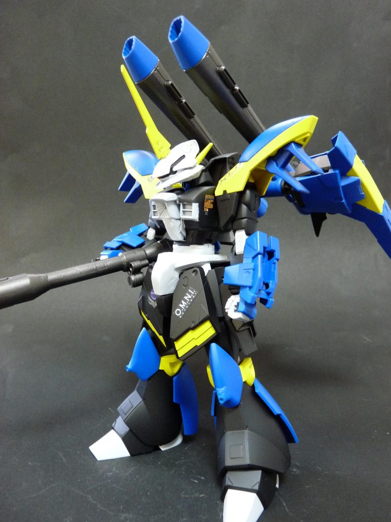 カラミティガンダム、ガルバルディリベイク、ブルーディスティニー三号機を主に使用し、スタイルの大改造を行いました。