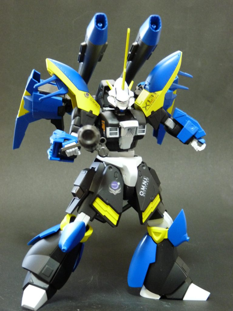 トーデスブロックは分割し、腰でかまえられるようにしてみました。個人的にはこの持ち方の方が好み。