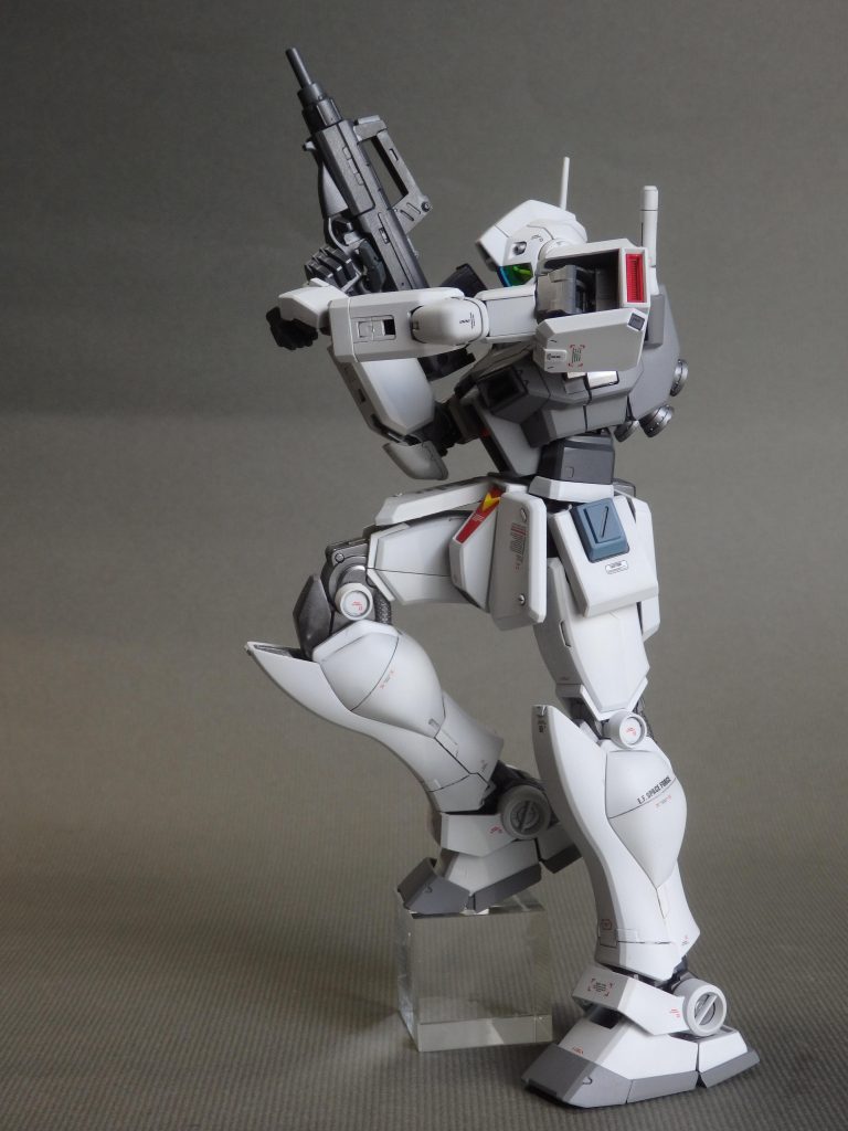 0080劇中で地下からせりあがってくる場面