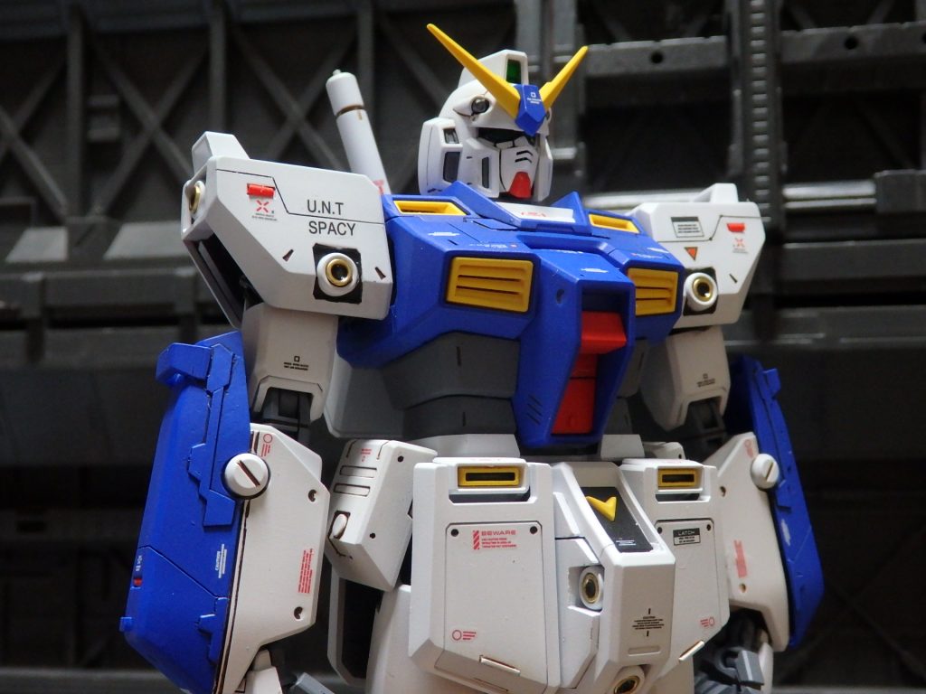 腕のカバースジボリに失敗して仕方なしにディティール追加( ﾉД`)