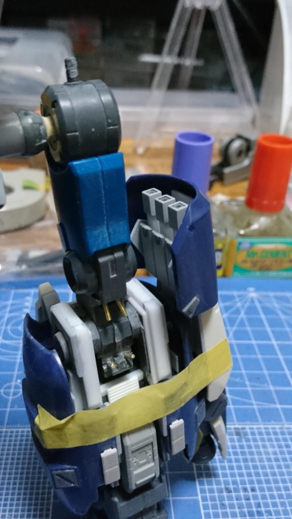 ビームサーベルも３本づつ（形だけですが）。