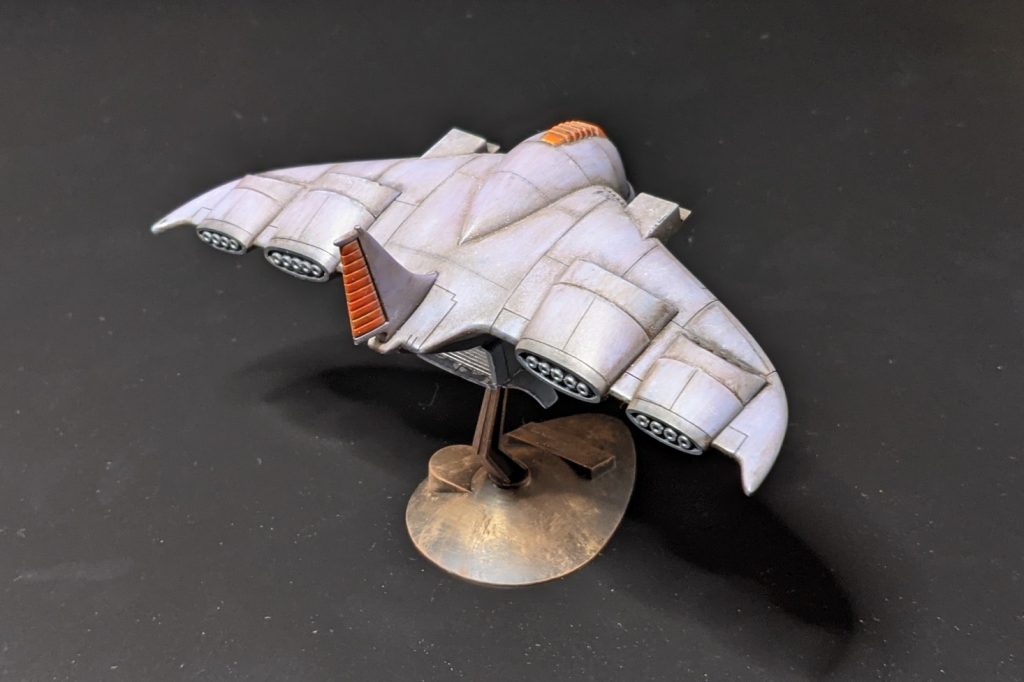 オレンジ部分は筆塗り