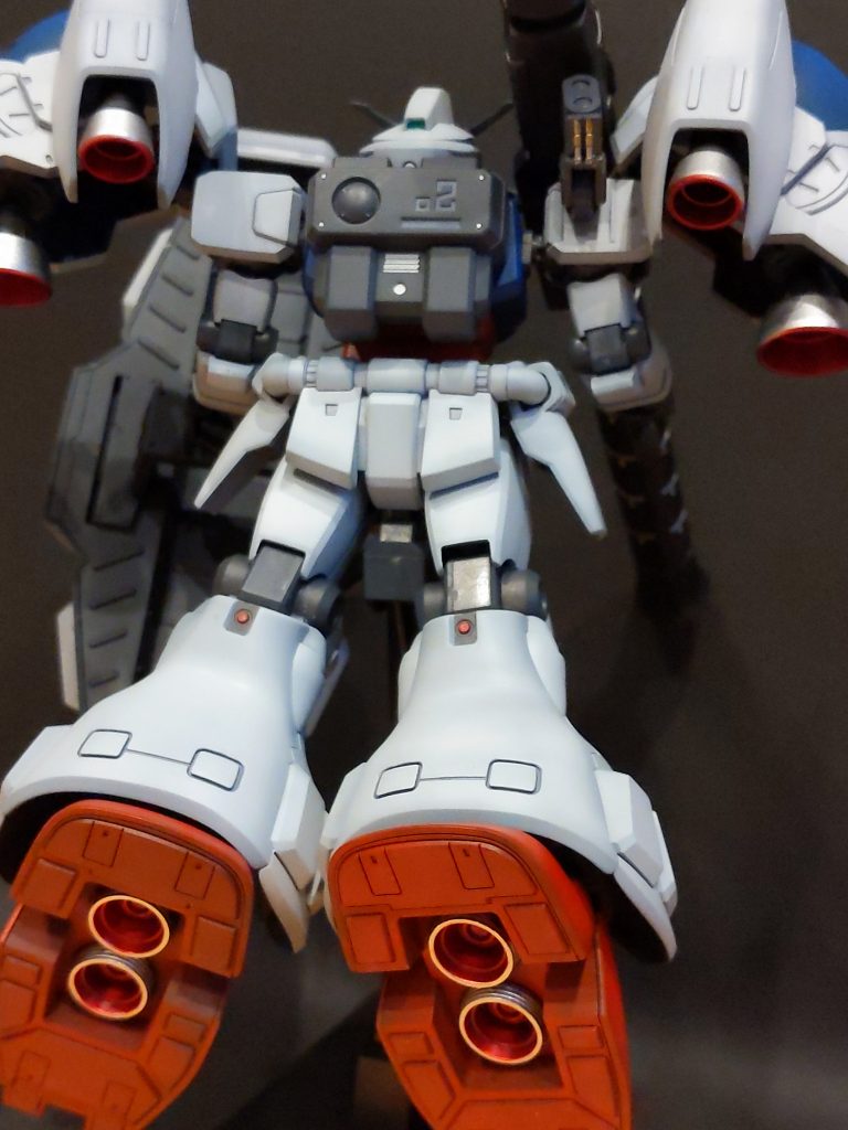 バーニアいっぱいあって飛んでる感最高👍バーニア内部はキャンディ塗装にチャレンジしましたが、下からしか見えません…