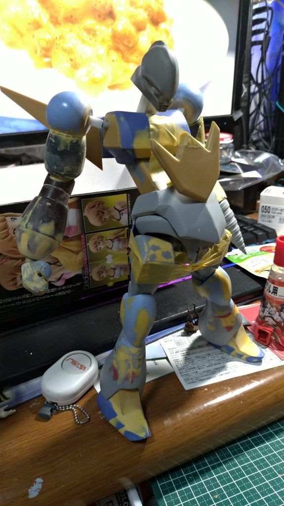 ギャンから量産型ズクに姿を変えた頃です制作時間は途中制作ストップしていた事もありましたが、足掛け２年の作品です 