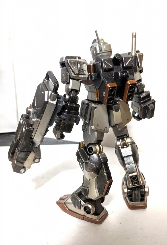 武装マウント用ハードポイントは他キットより流用、なるべく武装分離時にも違和感が無いように配置してます