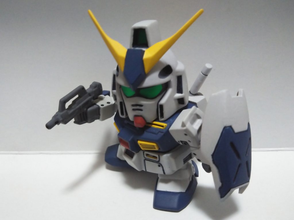 ※2021年2月追記。ガシャポン戦士next版のライフルを塗装して装備に追加しました。