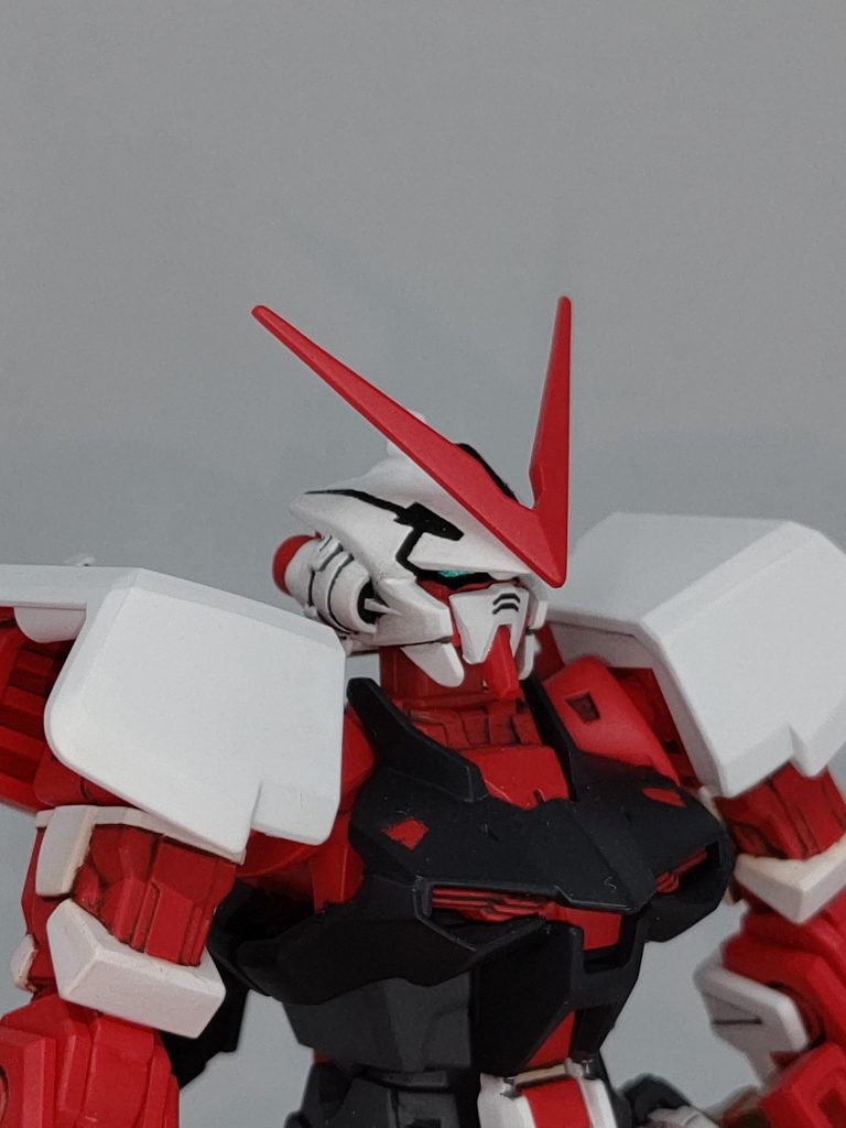 センサーとカメラアイはGXメタルグリーンで塗ってます。