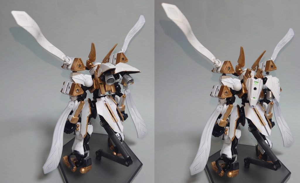 こちらもアレンジになりますがマントの基部はブースターユニットになっています。こちらはマントを外すことで開閉ギミックが使えるようになります。マントとブースターユニットとバーニアは全て独立可動するので遊びごたえがあって楽しいです。アニメ４話のような跳躍と垂直上昇もきっと出来るはず（？）