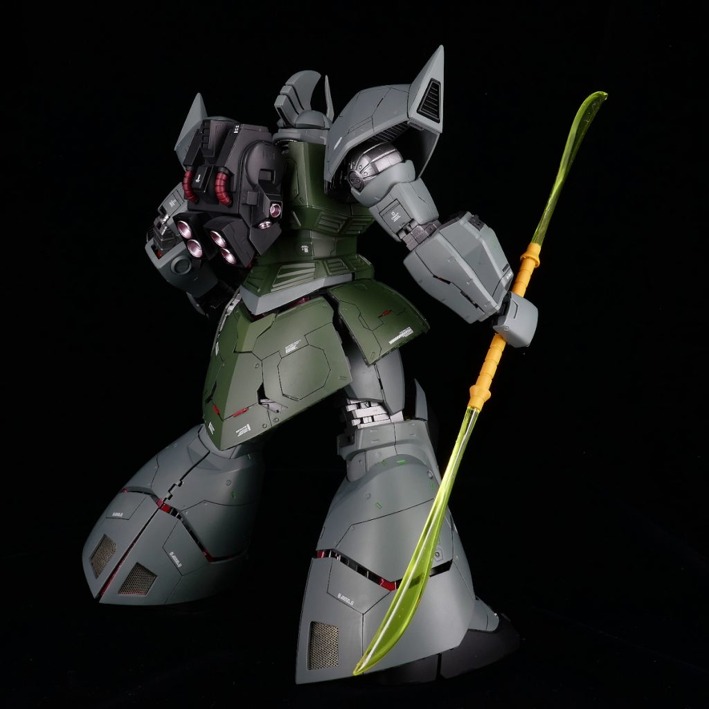 バックッパックはゲルググキャノンのやつです。足部分は開口多めです。