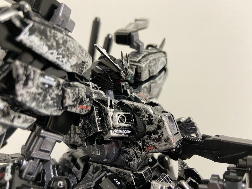 近づいてみるとこんな感じ。模様がうるさく感じてしまうのは反省点です。