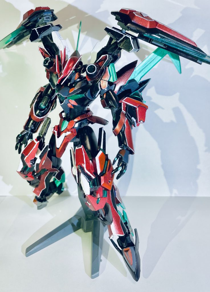 機体名 ギラーガアストラルtype-βガンダムAGEに登場するギラーガを火力特化型に改造した機体。本機はtype-αと同時期に再設計、改造を施されたことから姉妹機と位置付けられているが、type-αと違い、基本フレーム以外は設計コンセプトや動力源が根本的に異なっているため中身はもはや別物と言える機体となった。