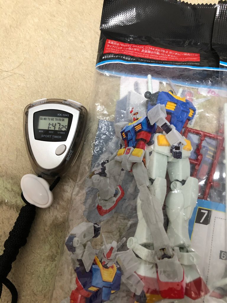 ビームサーベルが取れやすい。少し押すとすぐ傾きます。