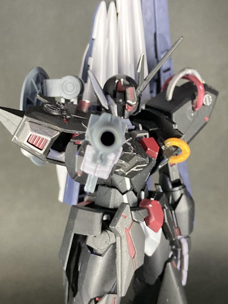 誰しもが人間に対し友好的では無いかもとという(勝手な)イメージを前面に押し出した作品です。ここまで見て頂きありがとうございました。