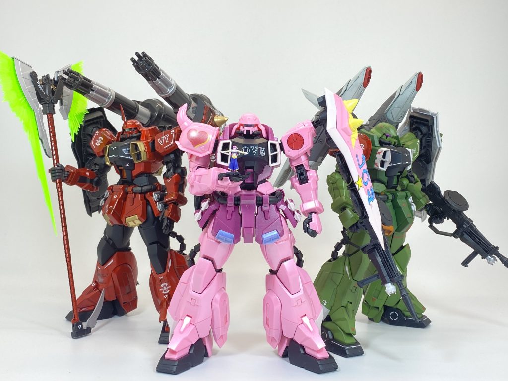 センターにミーアザク置くと何やらオタサー感が出る…笑