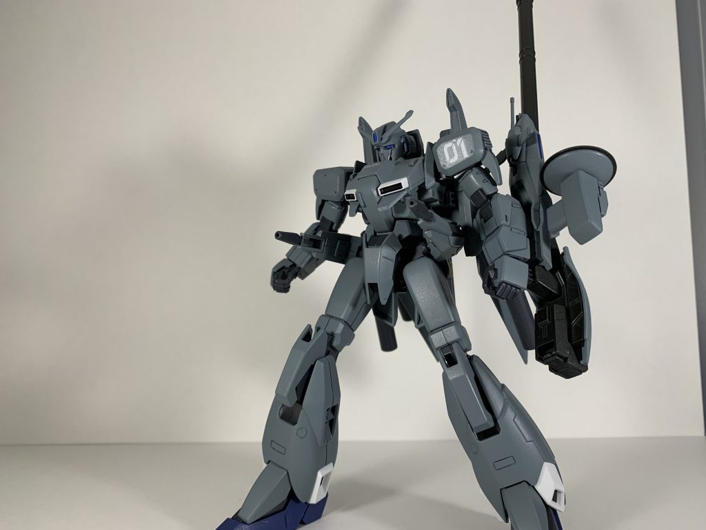 何かと便利な腰部ビームキャノン。BSガンからの追い討ちにはもってこい