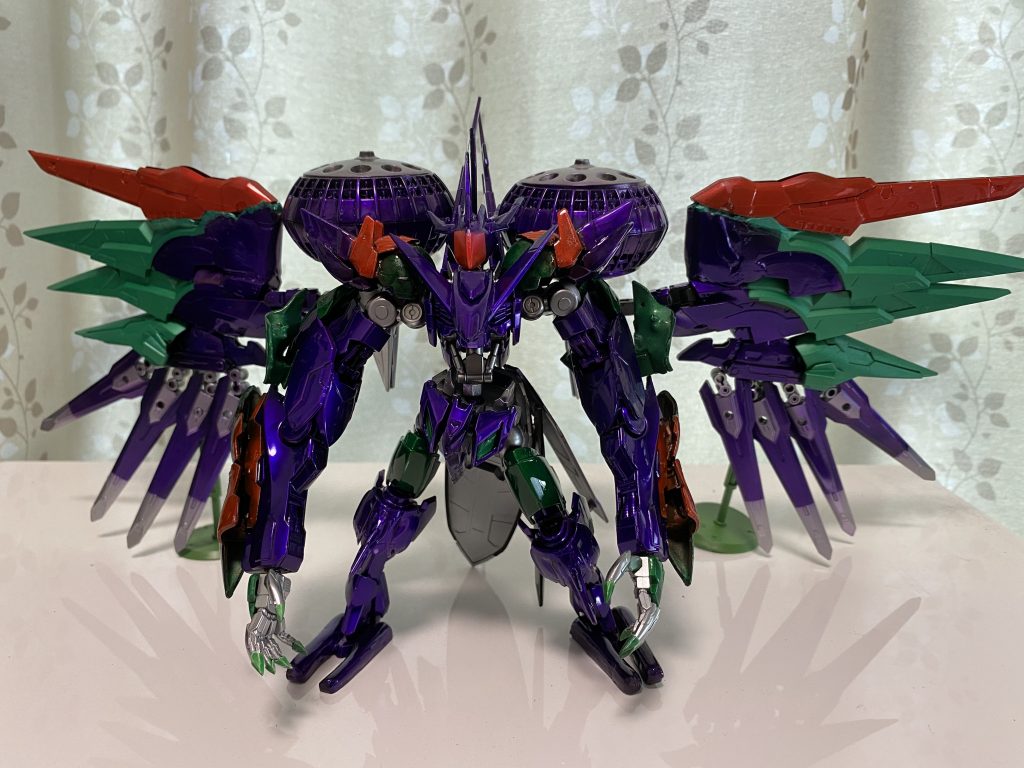 正面図。下手なMGよりもボリュームがある。腕のバランスが製作途中では不安だったけどいい感じ！