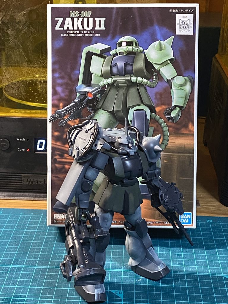 ご覧いただき、ありがとうございました!元のキットはFGで300円ほどと安価ですが、その分失敗を恐れずにダイナミックにチャレンジする事が出来ました。今後もこのスタイルで、ガンプラを楽しんで行きたいと思います!🐷