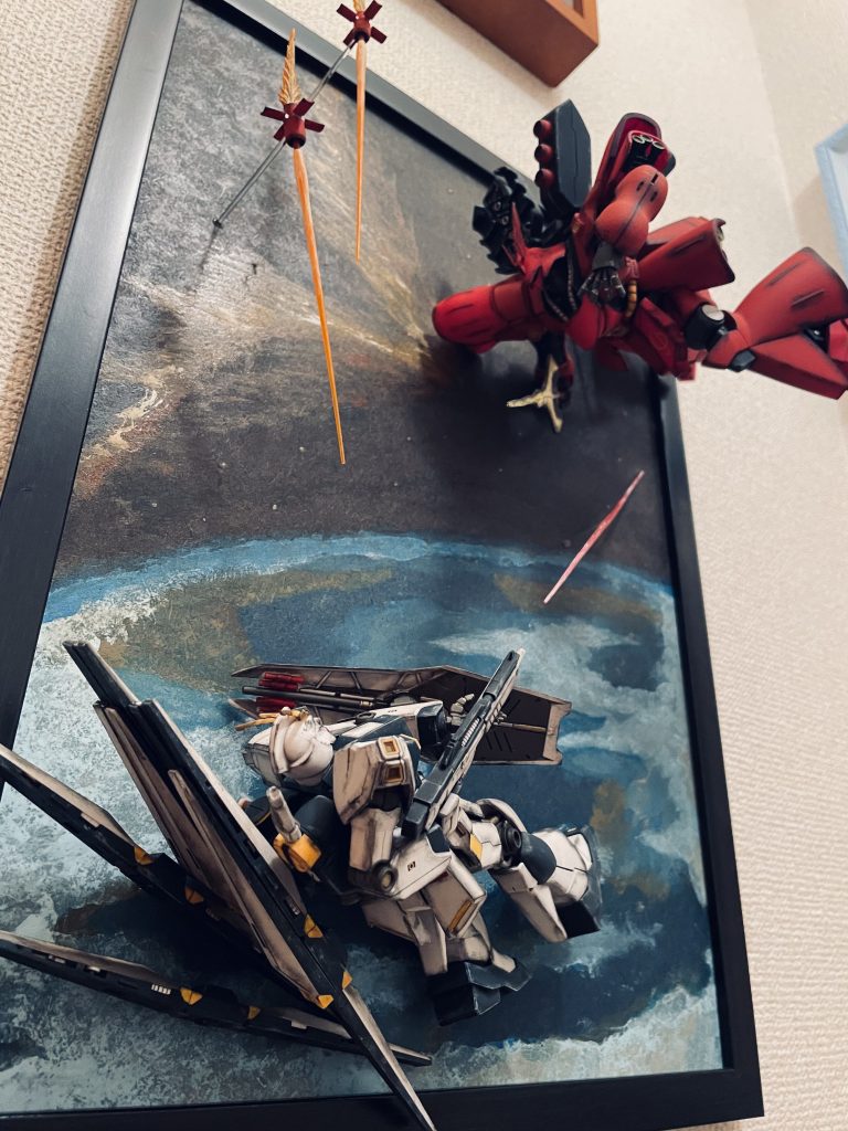 こいつら、HGのクセにデカくて重いので、本当に落ちてこないか心配です