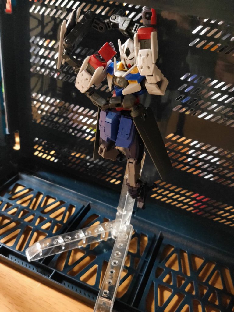 この時から既にコア形態がありましたね。キャラクター的なガンプラがどうしても欲しかったのです笑