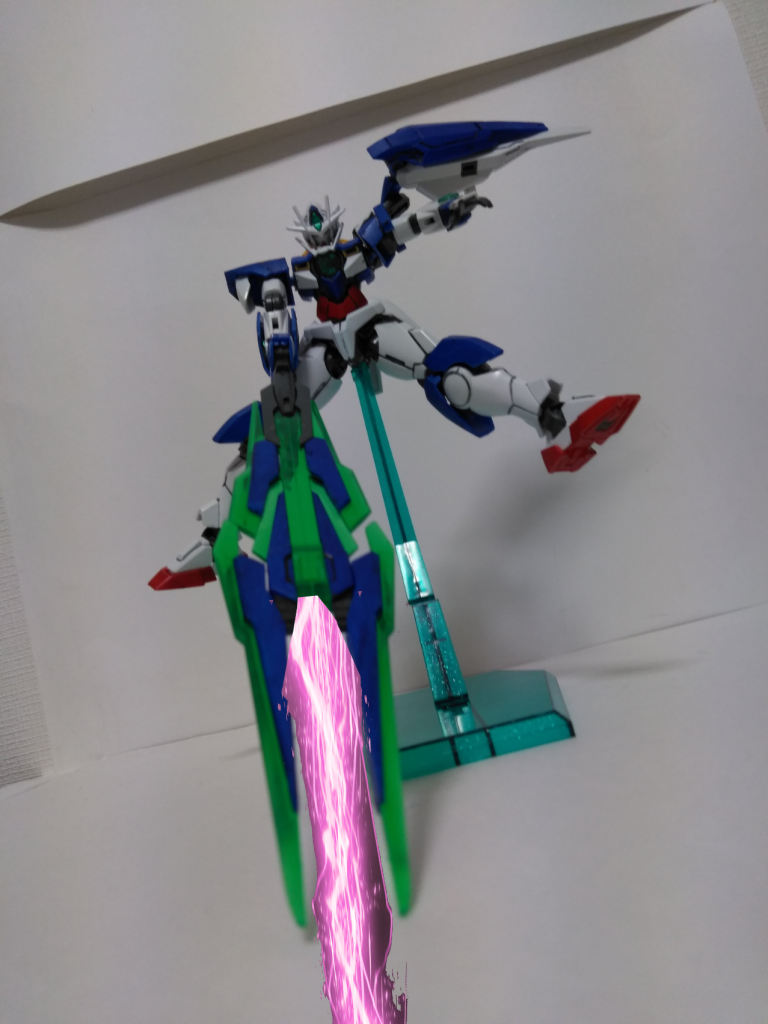 バスターライフルこの一撃で大半のELSガデラーザを撃破したそうです