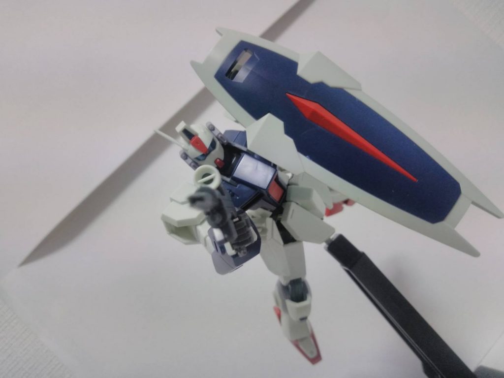 ちょっと前回量産型のポーズしてなかったので