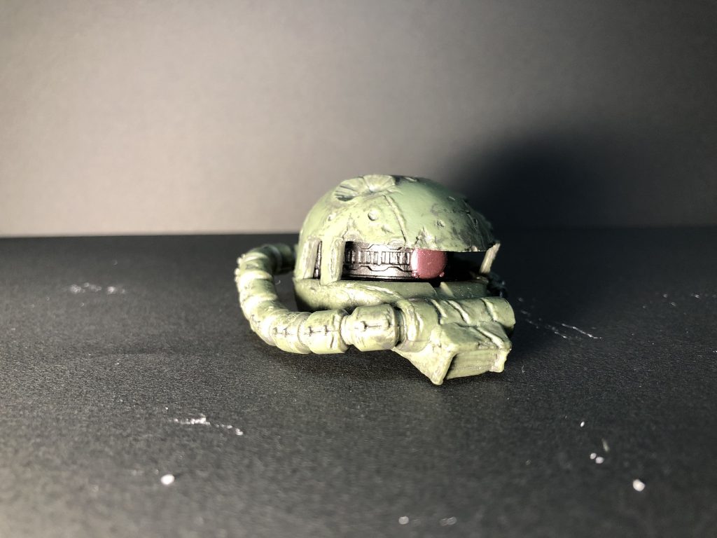 さて今回はジオラマにチャレンジしてみました! まず、メインとなるザクヘッドは、食玩MSイマジネーションから拝借しました。