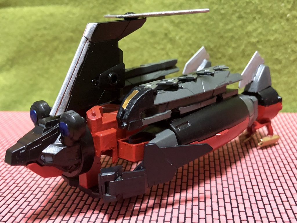 Dダイバー半分近く増設。カエルっぽい顔が好きです