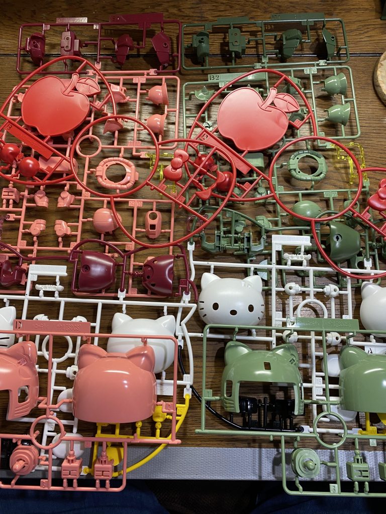 ランナーがリボンやキティの形をしていてとても可愛い。捨てられないじゃん！