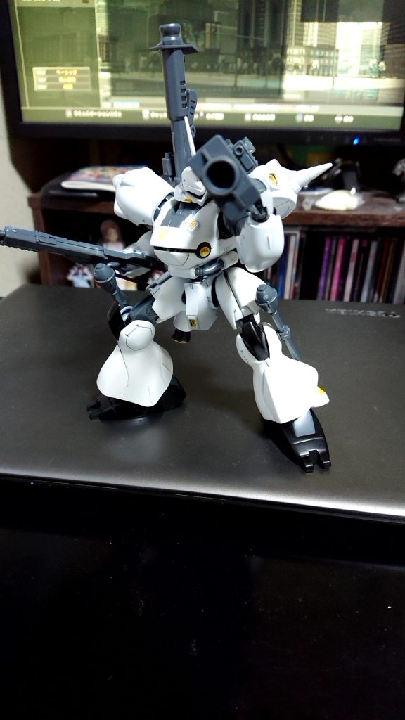 白いケンプファー–5枚目/制作者：@Rin_sattyan111