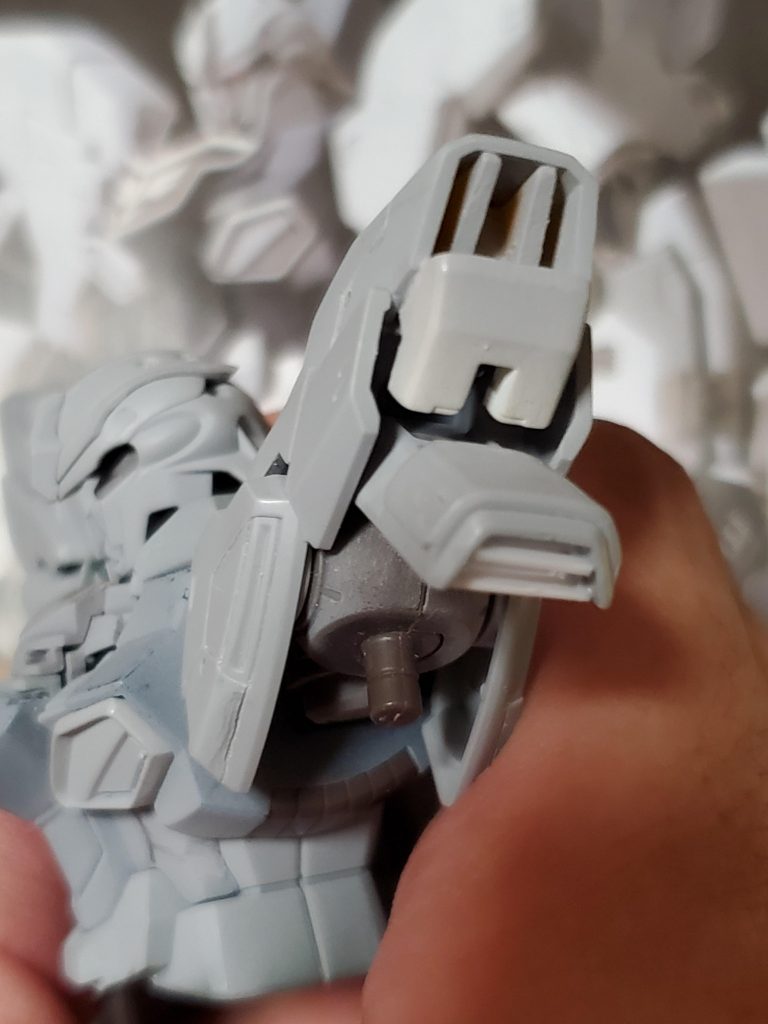 ジャンクパーツ使ってます。何かの手の甲