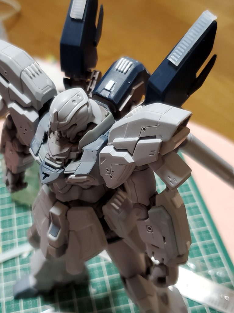 プラ板工作とスジボリ。