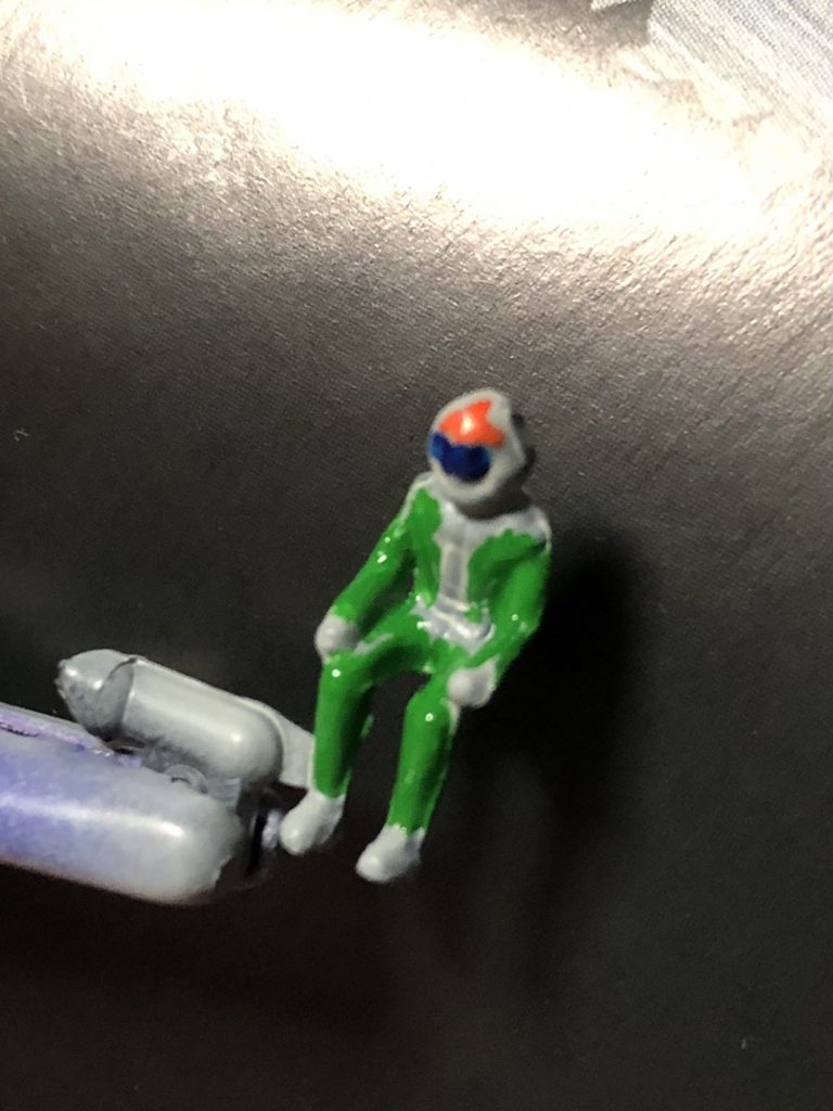 ジオン兵も塗ってます