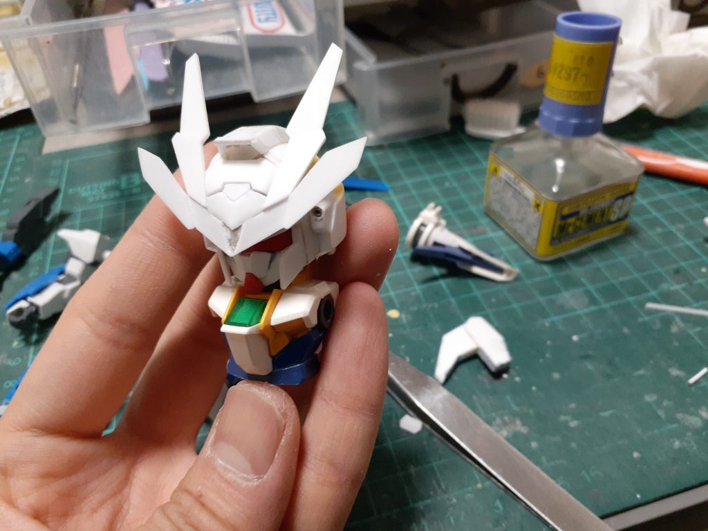 頭はSDEXダブルオーを使用してはいるもののフェイス以外はほぼスクラッチにて制作しました