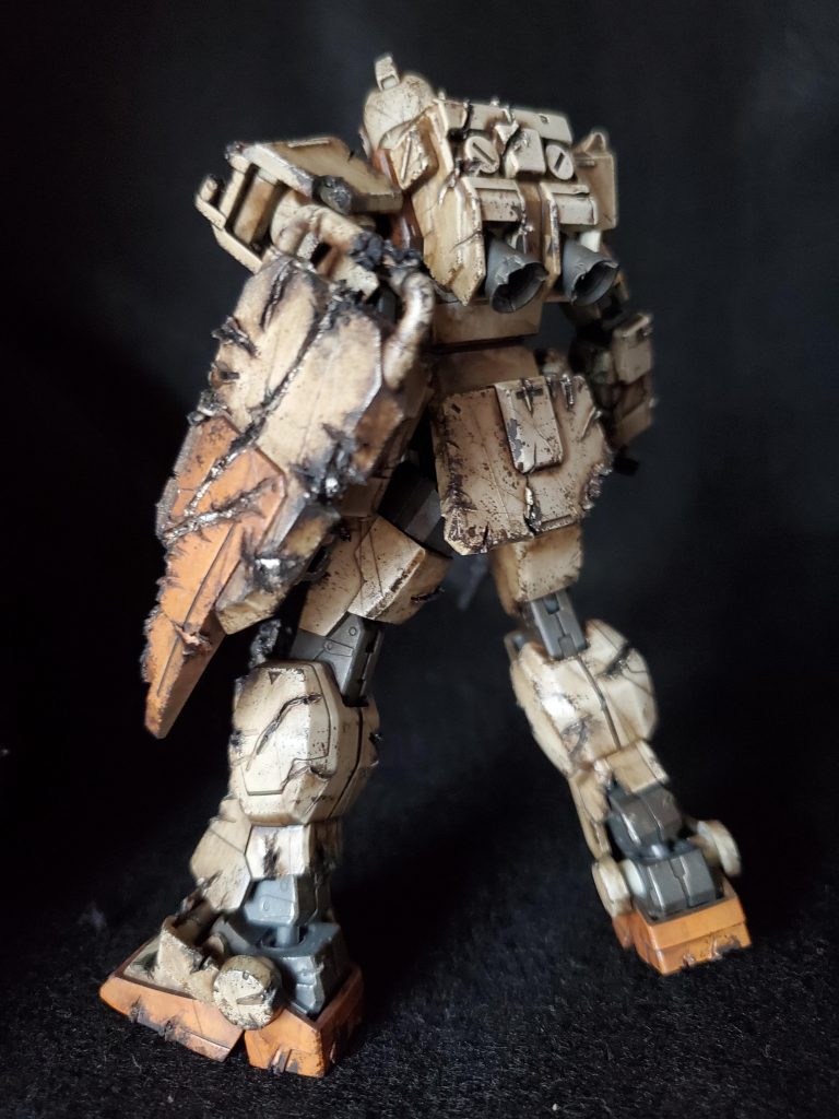 毎回ウェザリングは完成後にここはこうすればよかった、ここはくどすぎると反省点が多いですが時間を忘れる程、夢中になれる楽しい作業です。