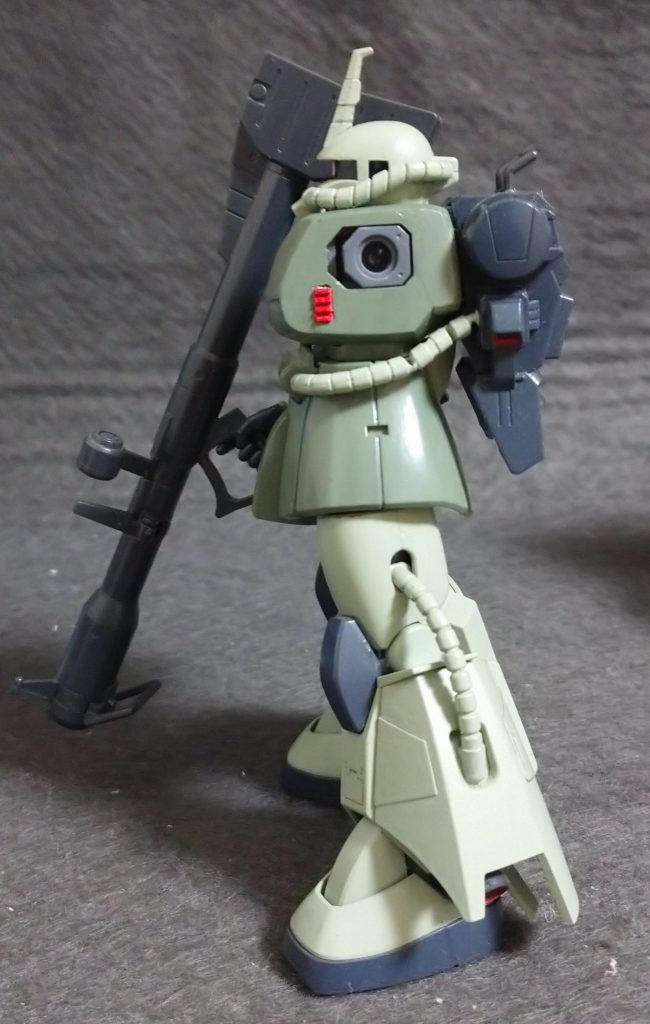 サイドショット 胸部ブロック大型化に伴い､バックパックは1ミリ後方に設置､見えづらいですけど､腰ブロックも追加(支柱は省きました💦)