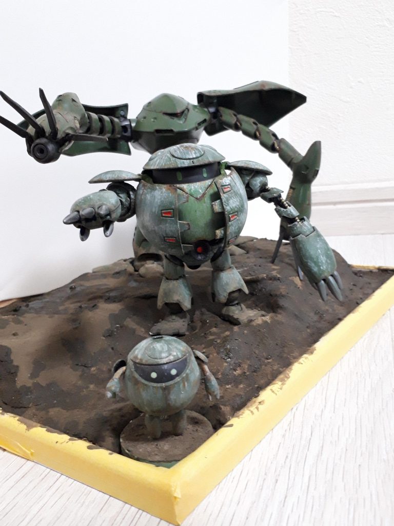 最初はこんなイメージで　だんだん雪をのせたり木を作ったり　でした。　最後までご覧いただきありがとうございました。