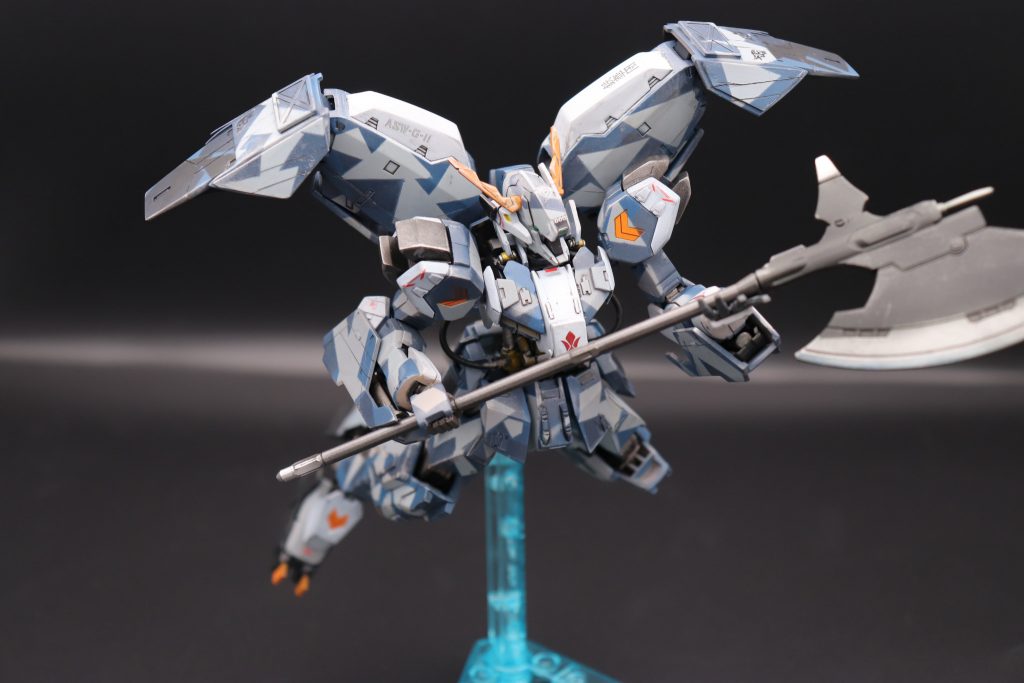 大型シザースはシールドやリアアーマーの可変するので、汎用性も高いです。