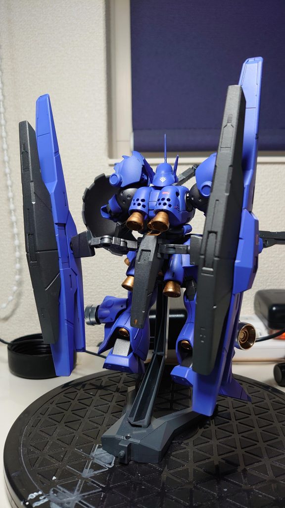 バックパックはアーチャーを使いましたが、可動域を確保するのに、コトブキヤのパーツをつかいました。