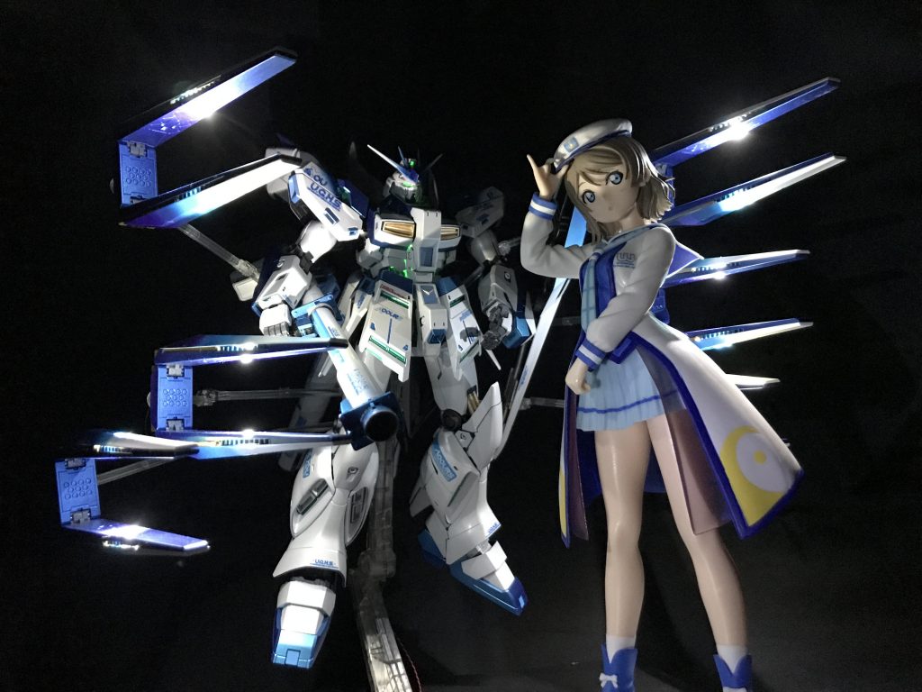 ラブライブ！サンシャイン！！　渡辺曜ちゃん専用HI-νガンダム–2枚目/制作者：@GunpLiver