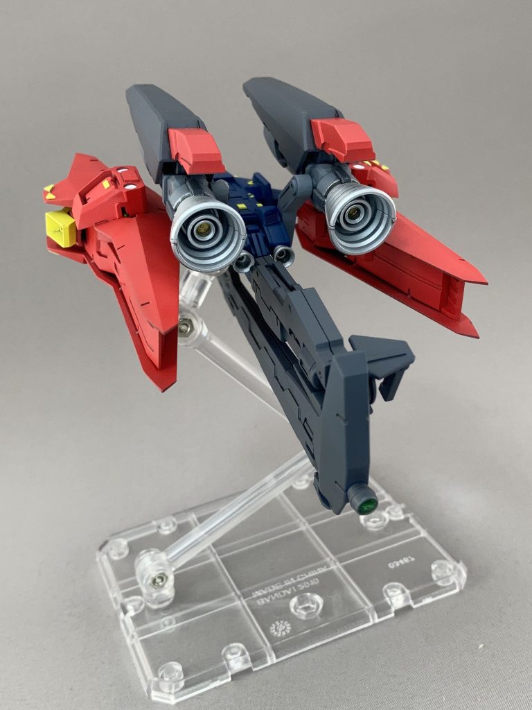 ハンブラビはウエポンセットのコアパーツを元にしました。元キットに合わせて戦闘機バージョン。ライフルも使いやすくなりました。ウイングキャノン砲はバイアランカスタムの腕部メガ粒子砲から。