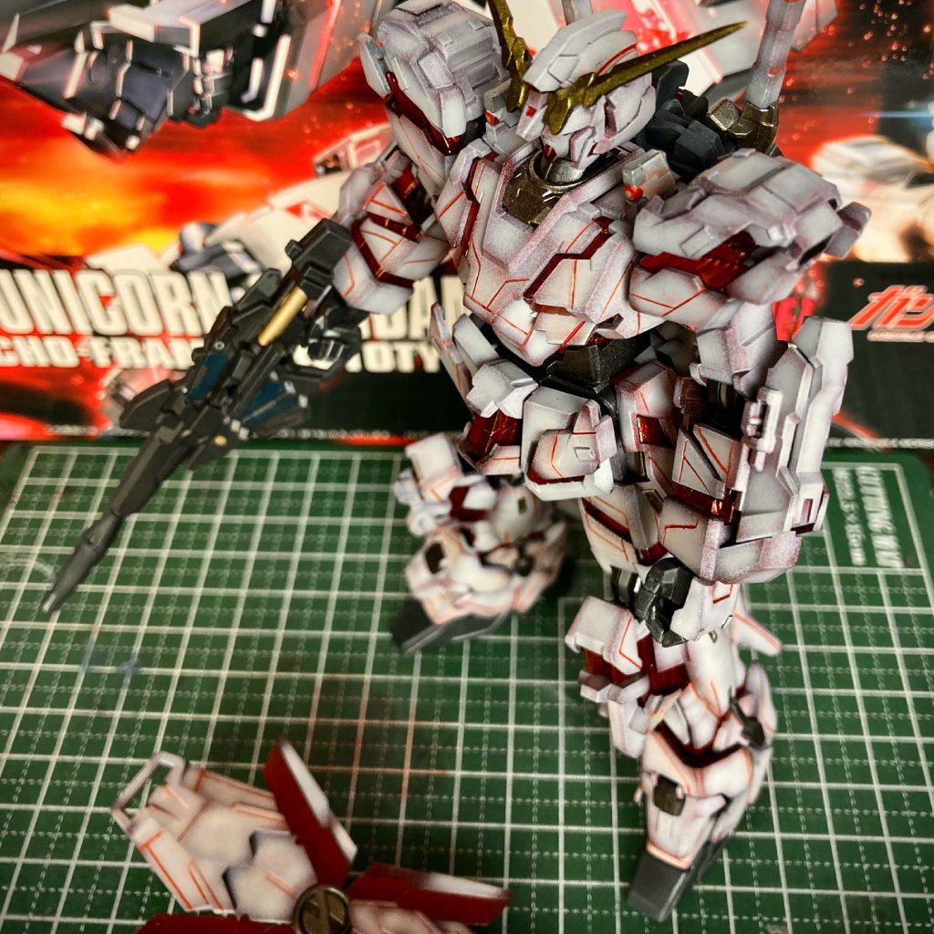 サイコフレーム漏れはただのグラデーションにしか見えなくなりました( ´△｀)