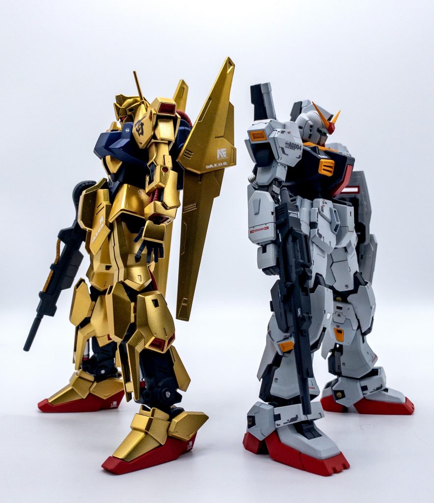 MkⅡと。序盤のカミーユとのコンビが好きです。エゥーゴ時代の大尉は楽しそうで良いですね。 