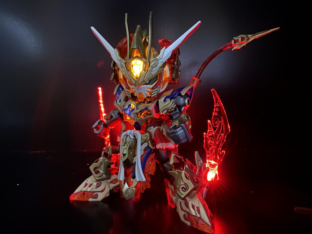 キラキラ🤩モールドに沿って走る光がいい感じに撮れました♪