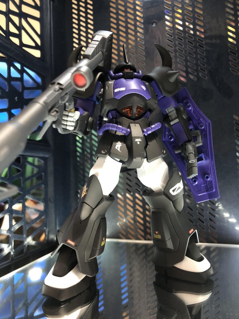 黒いグフ–8枚目/制作者：真樹京介