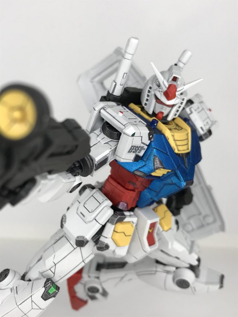 冗談はさておき…。企画ものとナメていましたが、普通にカッコいいし、よく動きますねコレ♪(^^)