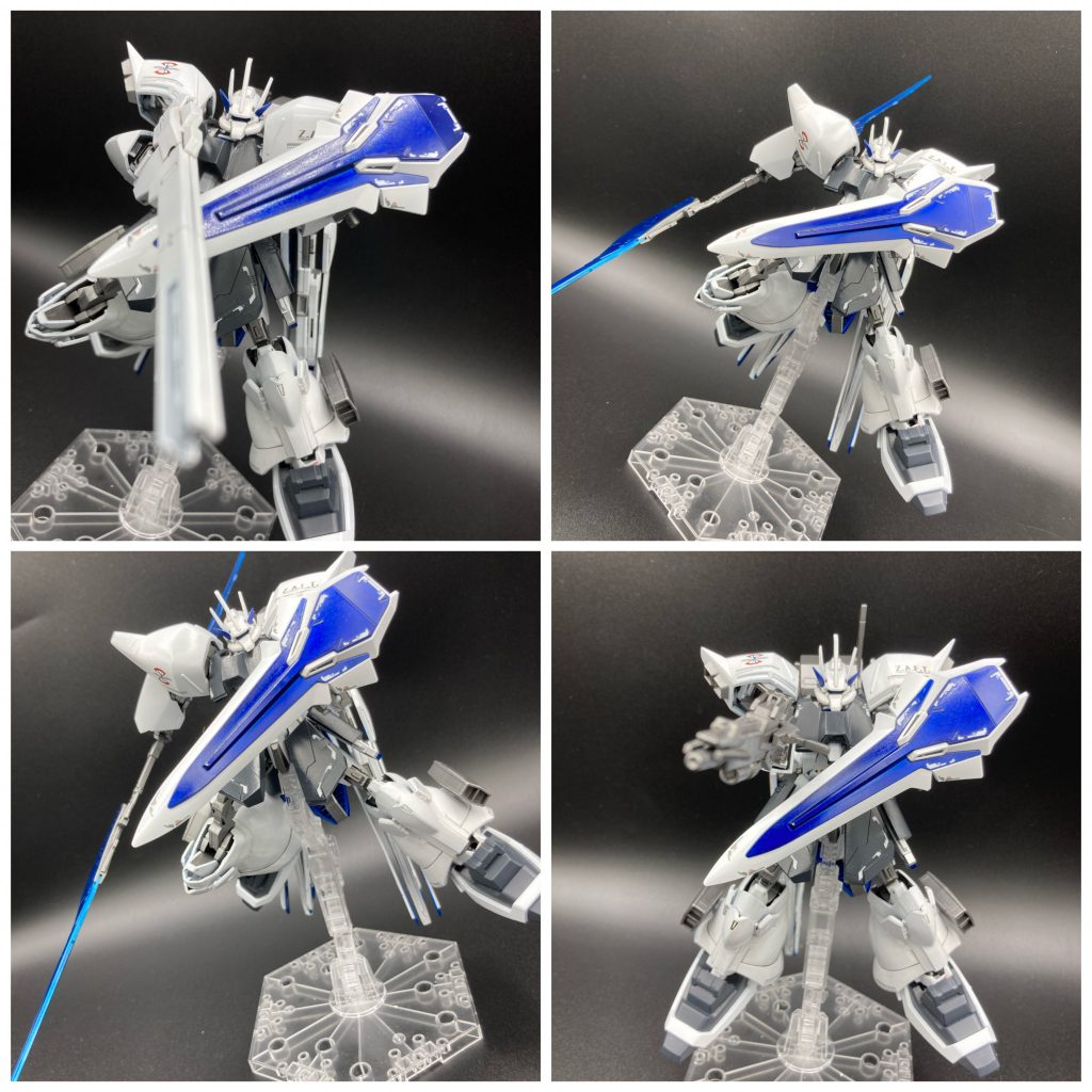 ポージング！さすがにアーマーを着込んでいるので可動が狭くなっています！対艦ライフルとビームナギナタが使えます！この形態で敵の要塞などに侵入して味方だと誤認させ後ろから撃つなどいやらしい戦法ができさらに敵に撃たれてもアーマーがあるので耐えることが出来、破壊されてもパージします！