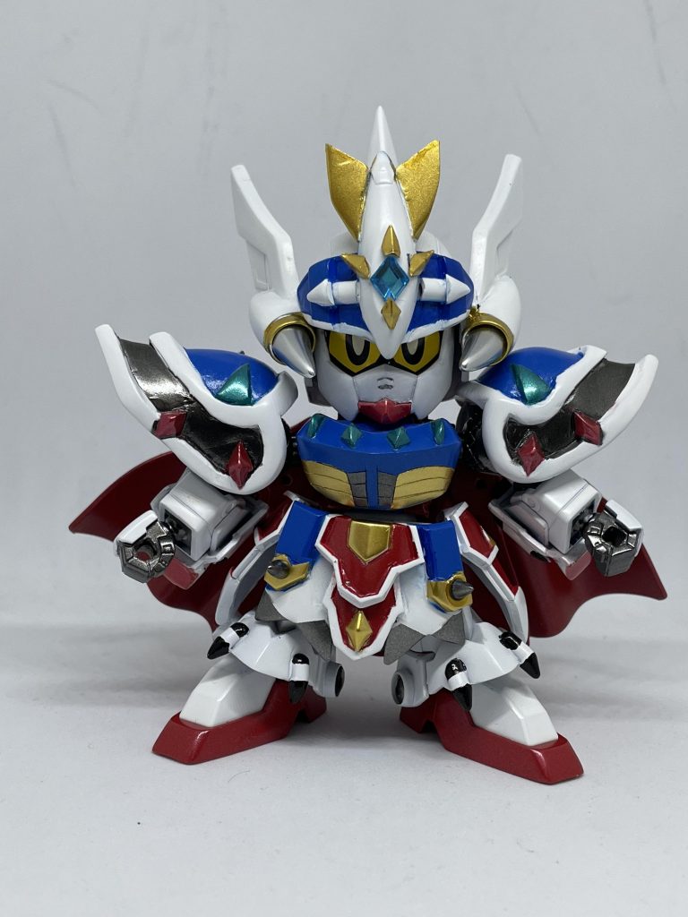 LGBB騎士ガンダムとゼロガンダムを中心にミキシング。肩のみほぼパテで作りました