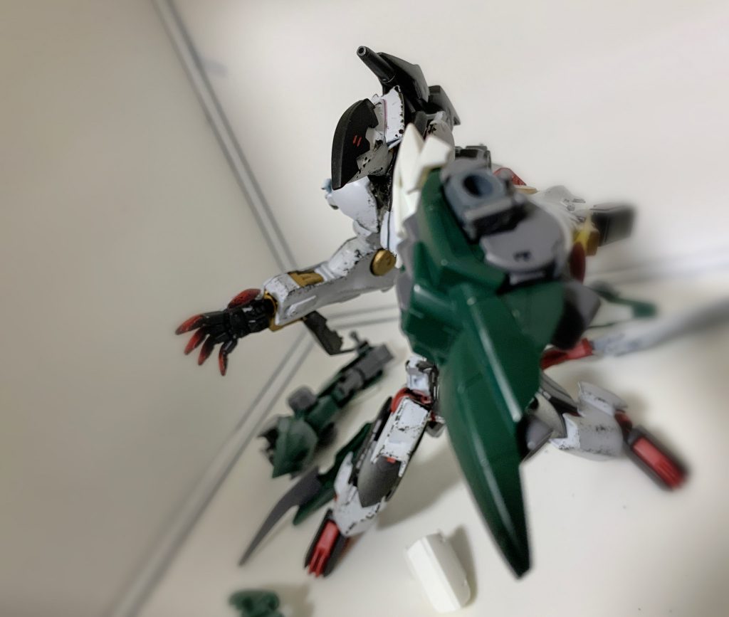 最後はそこら辺に居た機体を使ってブンドドを笑チッピング等のウェザリングをするとディオラマにも挑戦してみようかなと思いました。時間とお金があればやりたいですね！ここまで閲覧ありがとうございました。興味のある方は制作工程も見ていってください！