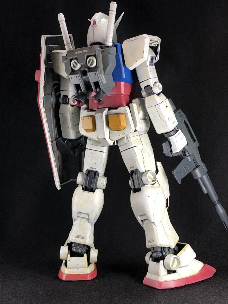 仕上げに軽くウェザリングをしてトップコートで完成です。